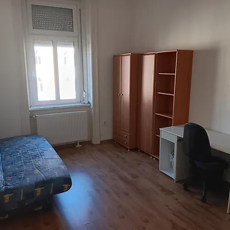 شقة Big Cozy - Skyfall 3 Bdrm 6 Beds 1&half Baths