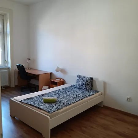 شقة Big Cozy - Skyfall 3 Bdrm 6 Beds 1&half Baths *